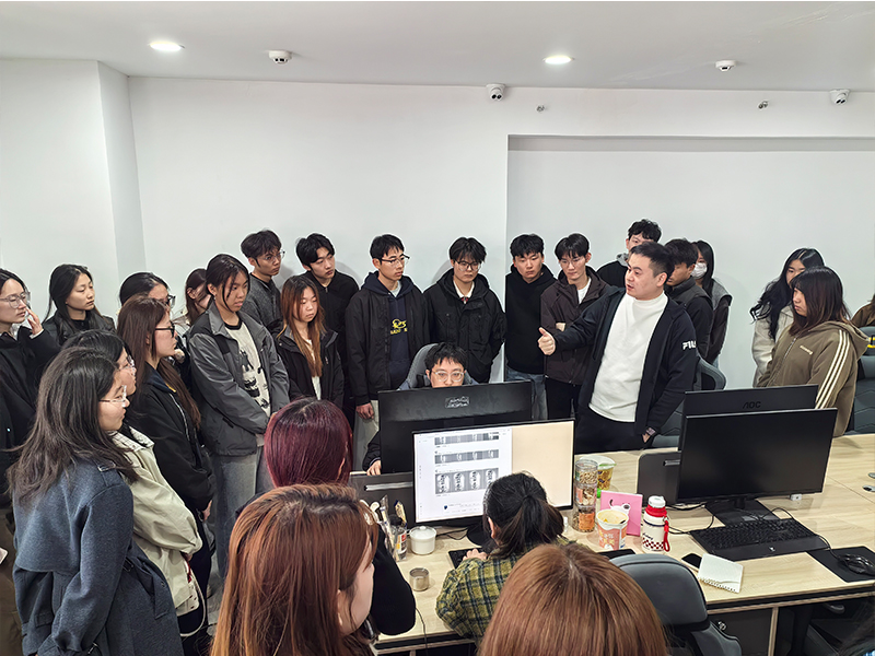 数字媒体系AI动态漫生产班： 校企协同练硬功 职场实训学风浓